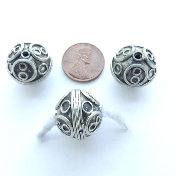 Moroccan Round Silver with Wire Decoration, 18mm, Sold Individually