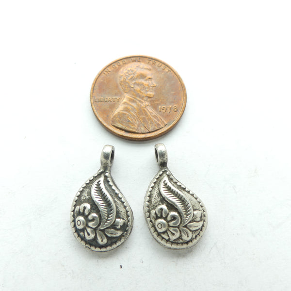 Indian Silver, Vintage Mini Pendants, Juicy Mango, 18mm long, Sold Individually