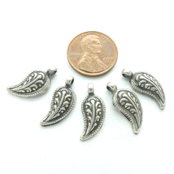 Indian Silver, Vintage Mini Pendants, Paisley/Mango Design, 19mm, Sold Individually