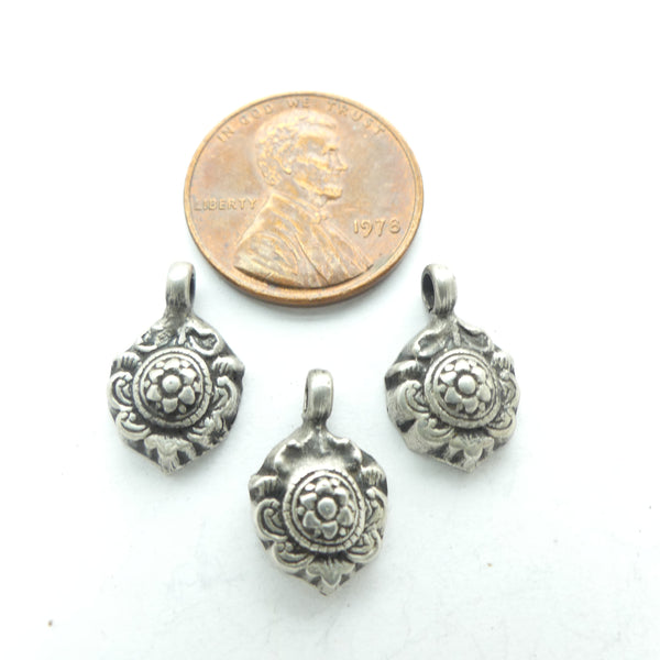 Indian Silver, Vintage Mini Pendants, Floral Design, 12mm, Sold Individually