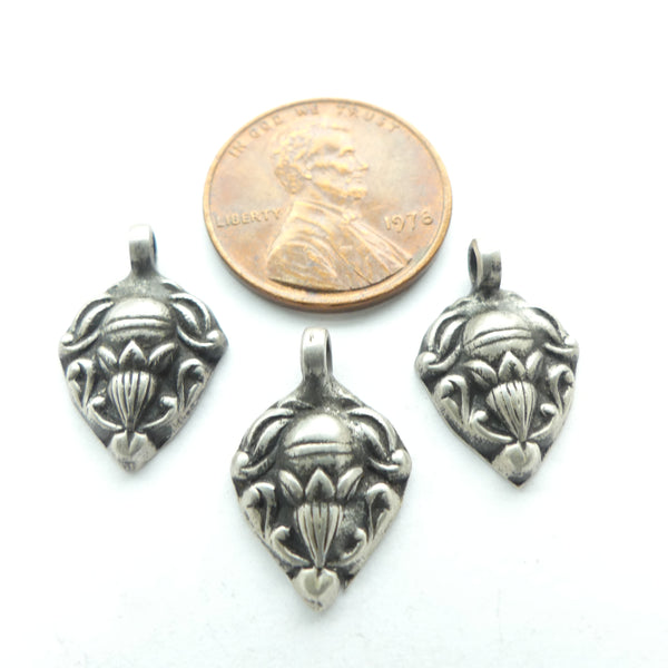 Indian Silver, Vintage Mini Pendants, Floral Design, 16mm Long, Sold Individually