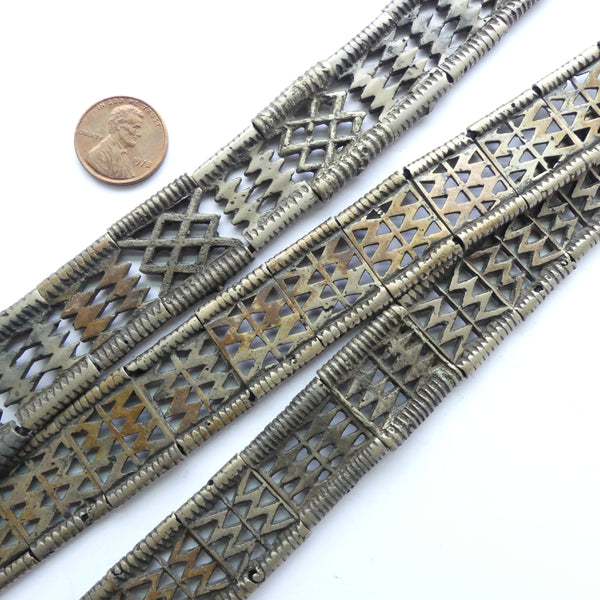 Bronze Belt, 43 Beads