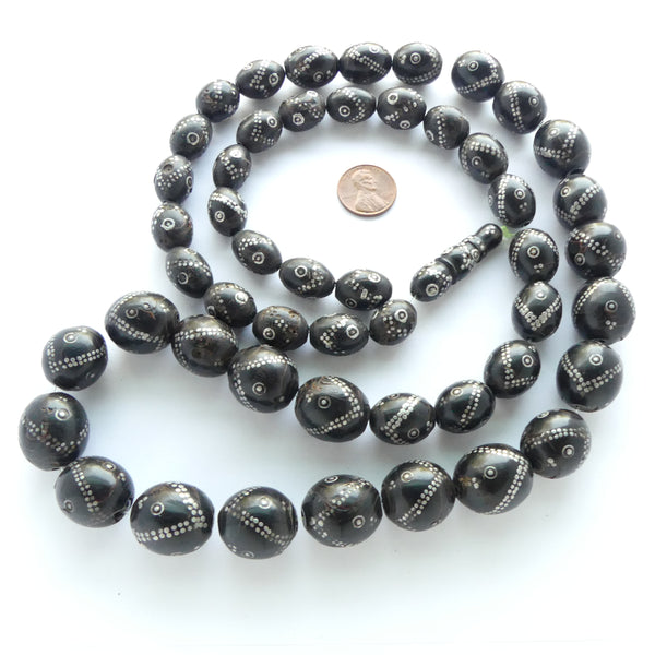 Yemeni Black Coral and Silver Vintage Prayer Strand